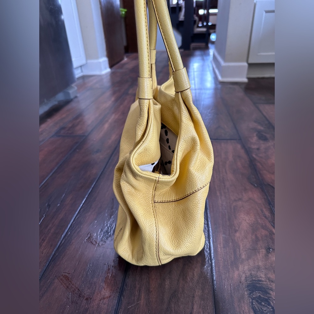 Kate Spade handbag sunshine yellow - Picture 2 of 5